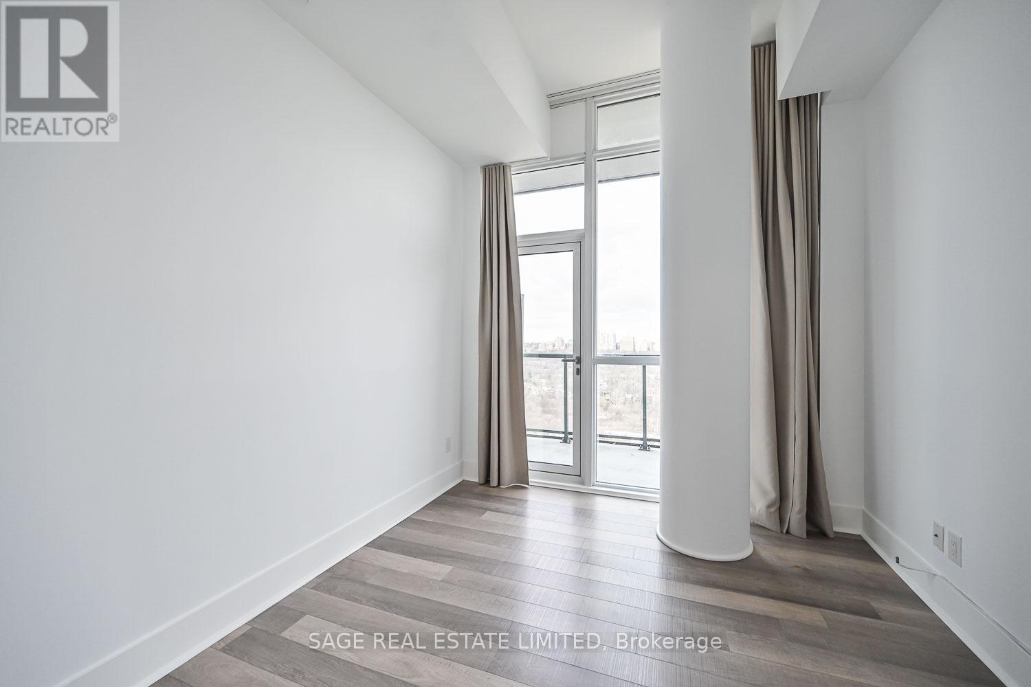 2303 - 32 Davenport Road, Toronto, Ontario  M5R 0B5 - Photo 11 - C12504486