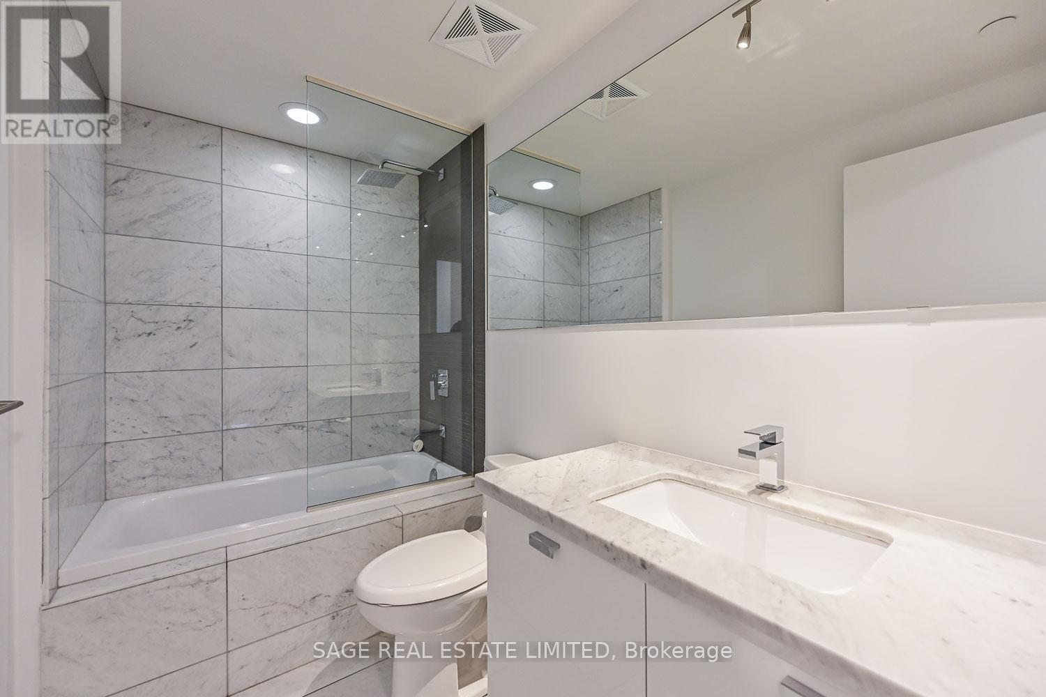 2303 - 32 Davenport Road, Toronto, Ontario  M5R 0B5 - Photo 13 - C12504486