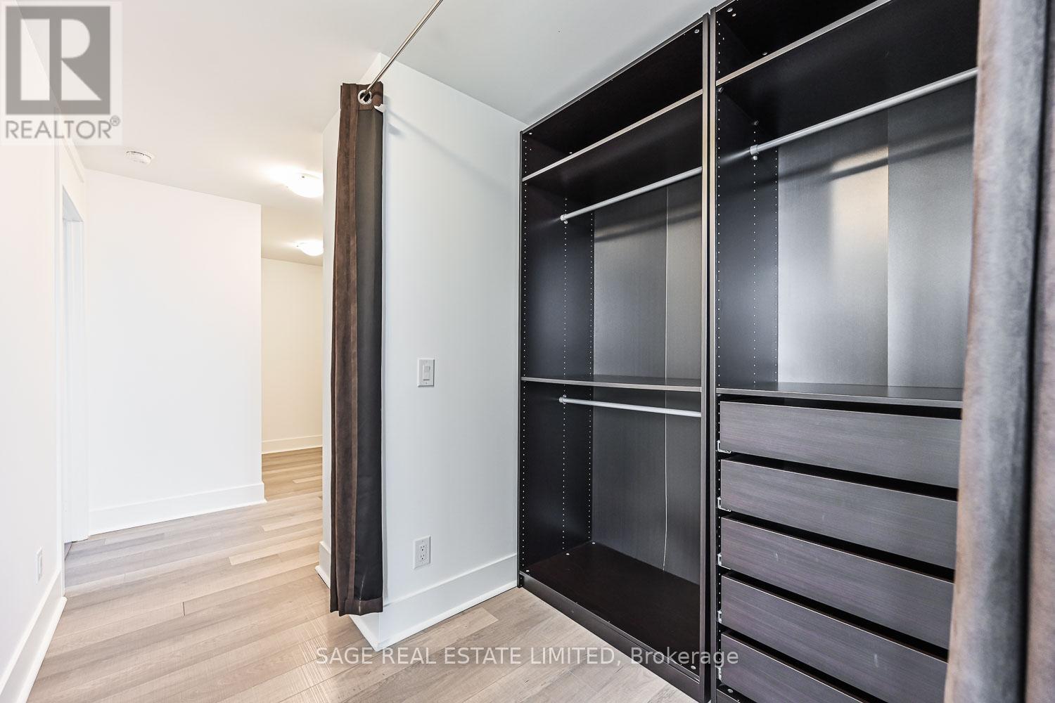 2303 - 32 Davenport Road, Toronto, Ontario  M5R 0B5 - Photo 14 - C12504486