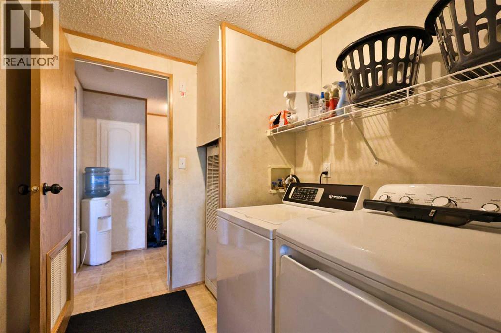 225075 Twp Rd 55, Magrath, Alberta  T0K 1J0 - Photo 7 - A2262151