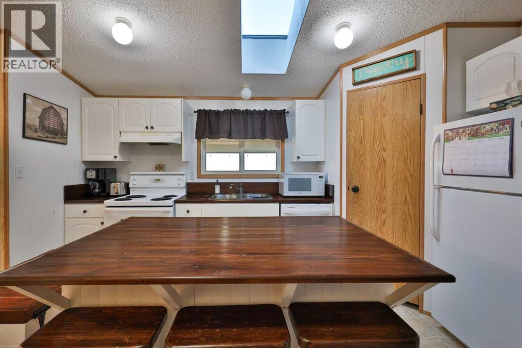 225075 Twp Rd 55, Magrath, Alberta  T0K 1J0 - Photo 12 - A2262151