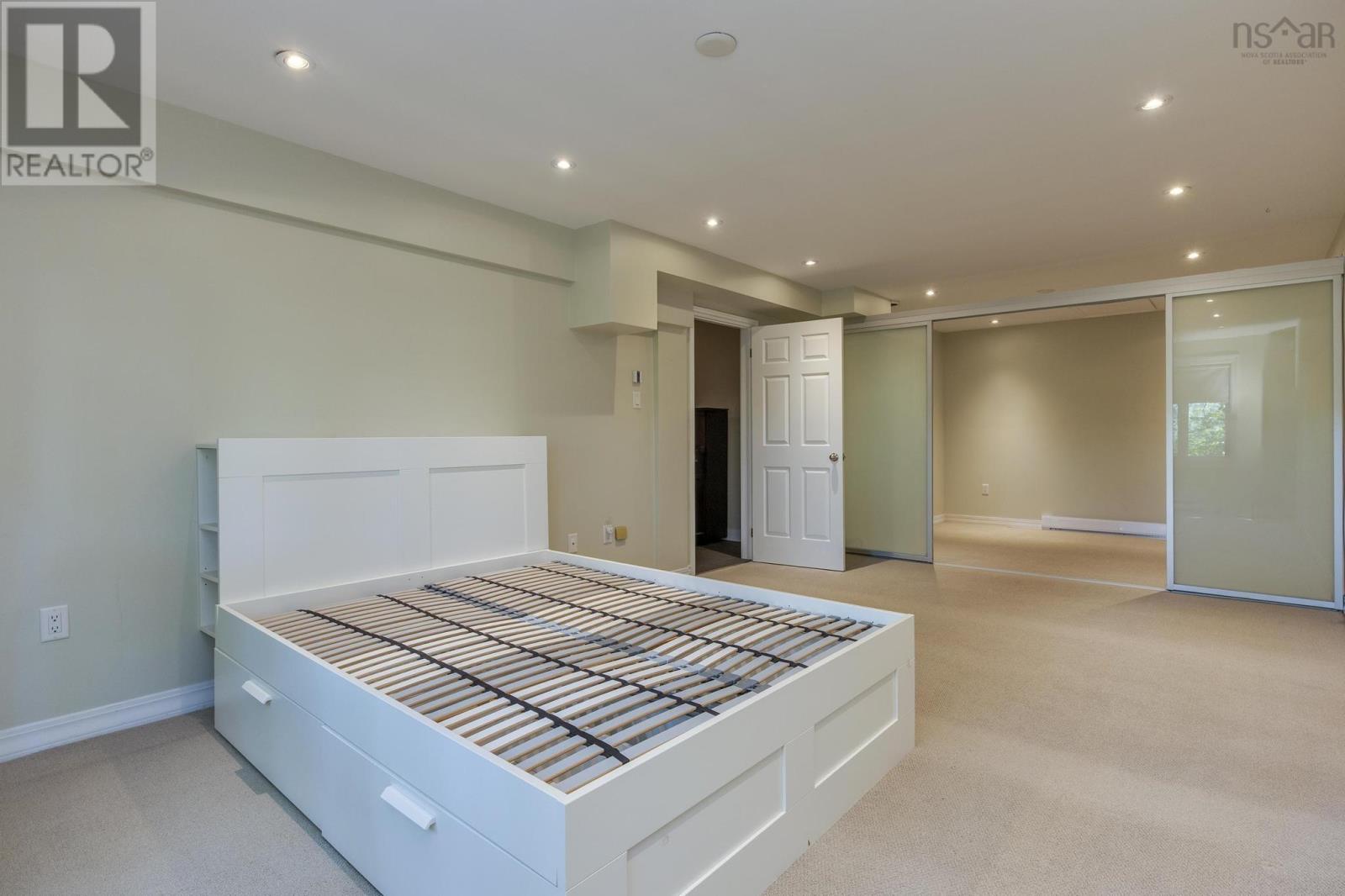 12 Saraguay Place, Halifax, Nova Scotia  B3P 2N9 - Photo 42 - 202522740