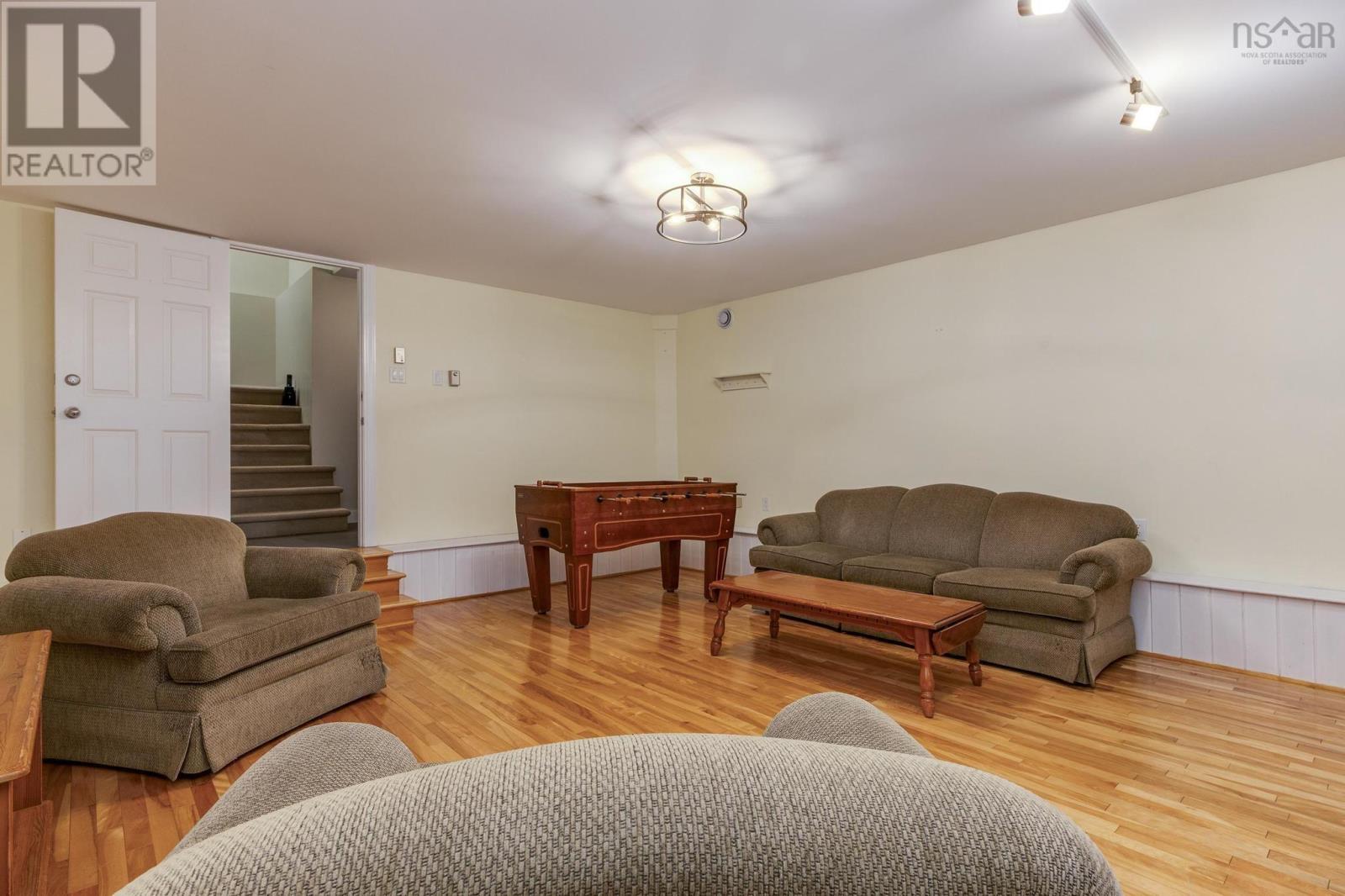 12 Saraguay Place, Halifax, Nova Scotia  B3P 2N9 - Photo 38 - 202522740