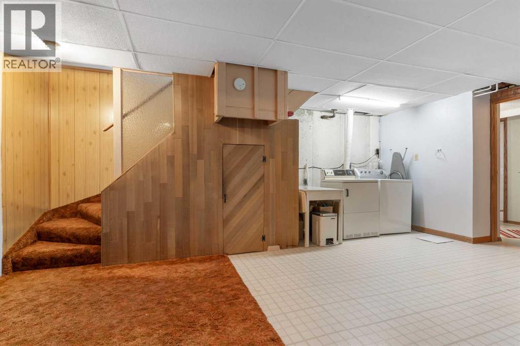 16 Chatham Drive Nw, Calgary, Alberta  T2L 0Z5 - Photo 26 - A2250264