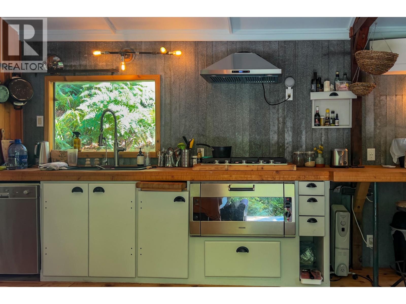 1380 Fernie Road, Bowen Island, British Columbia  V0N 1G2 - Photo 29 - R3038914