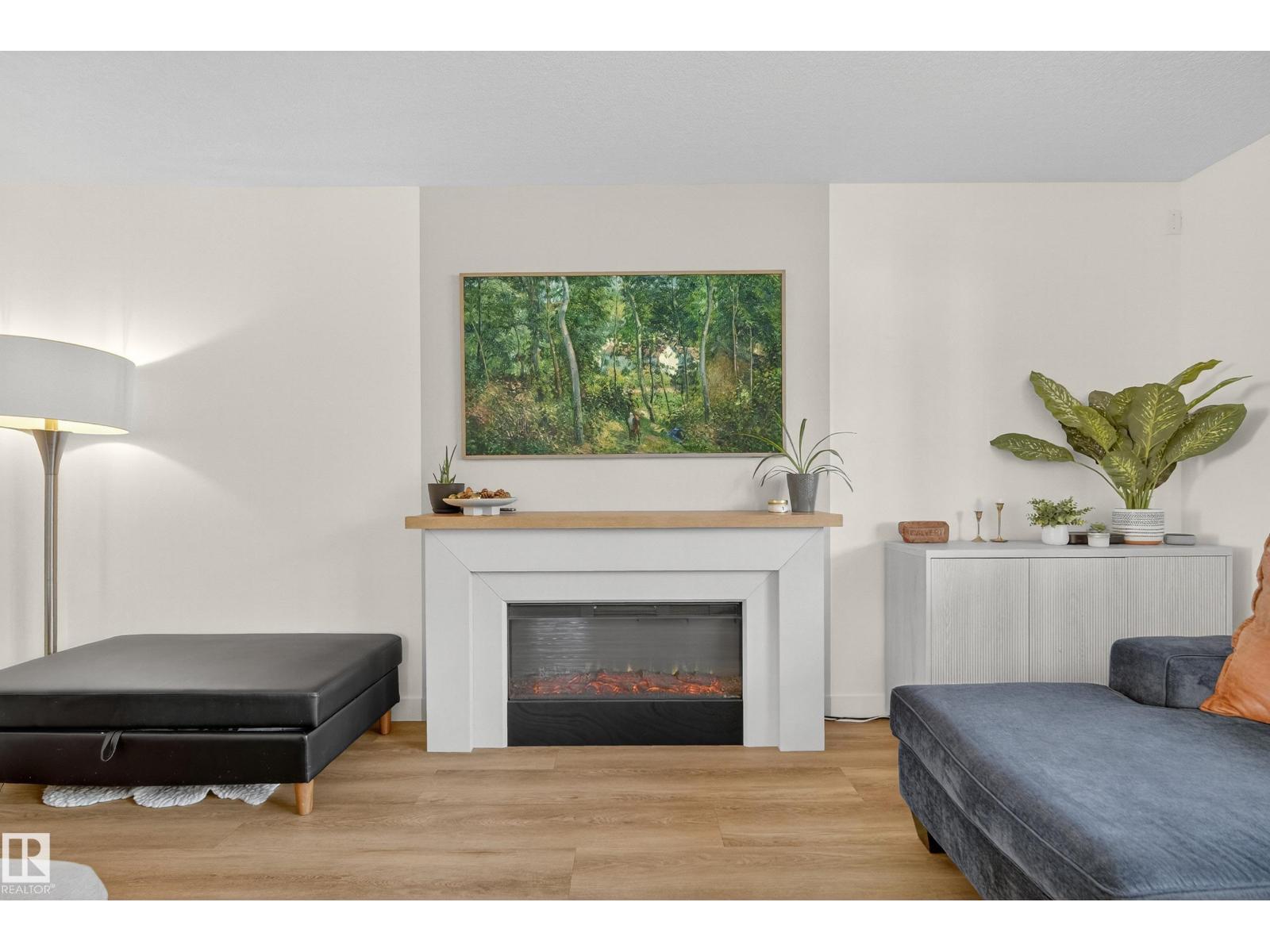 8705 92a Av Nw, Edmonton, Alberta  T6C 4G6 - Photo 8 - E4464266