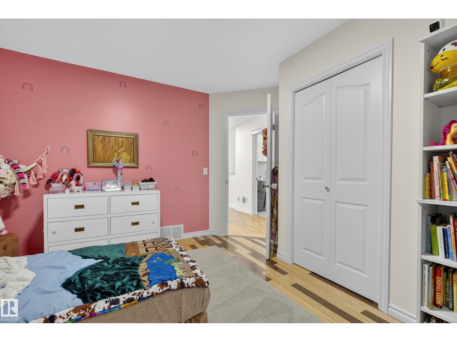 8705 92a Av Nw, Edmonton, Alberta  T6C 4G6 - Photo 36 - E4464266