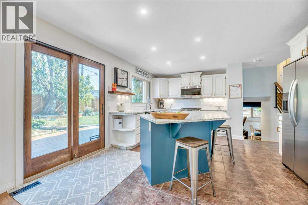 233 Thornbriar Green, Strathmore, Alberta  T1P 1C4 - Photo 13 - A2259087