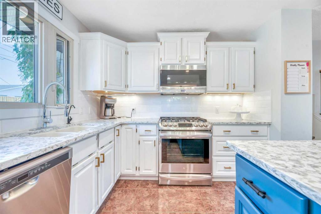 233 Thornbriar Green, Strathmore, Alberta  T1P 1C4 - Photo 17 - A2259087