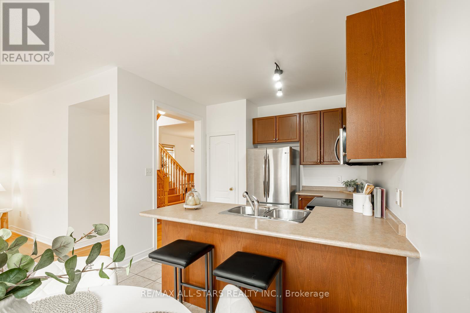 69 Mantle Avenue, Whitchurch-Stouffville, Ontario  L4A 0M8 - Photo 19 - N12504438