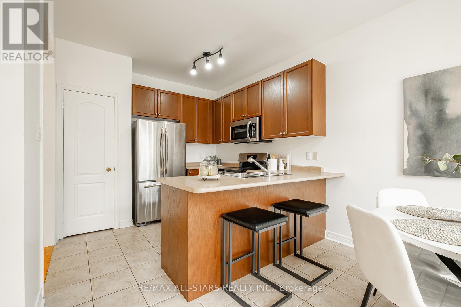 69 Mantle Avenue, Whitchurch-Stouffville, Ontario  L4A 0M8 - Photo 20 - N12504438