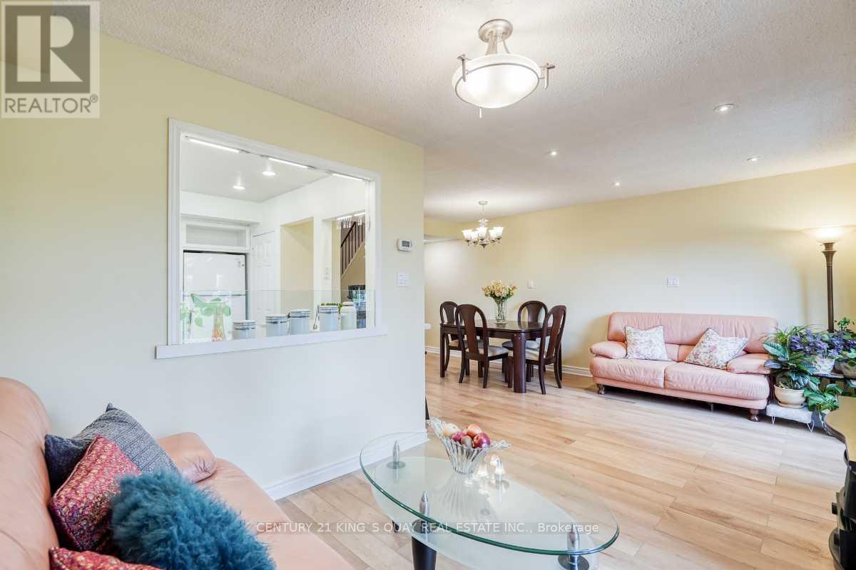 20 - 42 Knightsbridge Way, Markham, Ontario  L3P 3W5 - Photo 10 - N12504546