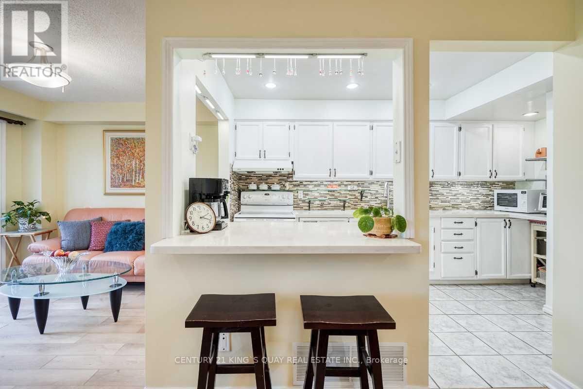 20 - 42 Knightsbridge Way, Markham, Ontario  L3P 3W5 - Photo 11 - N12504546