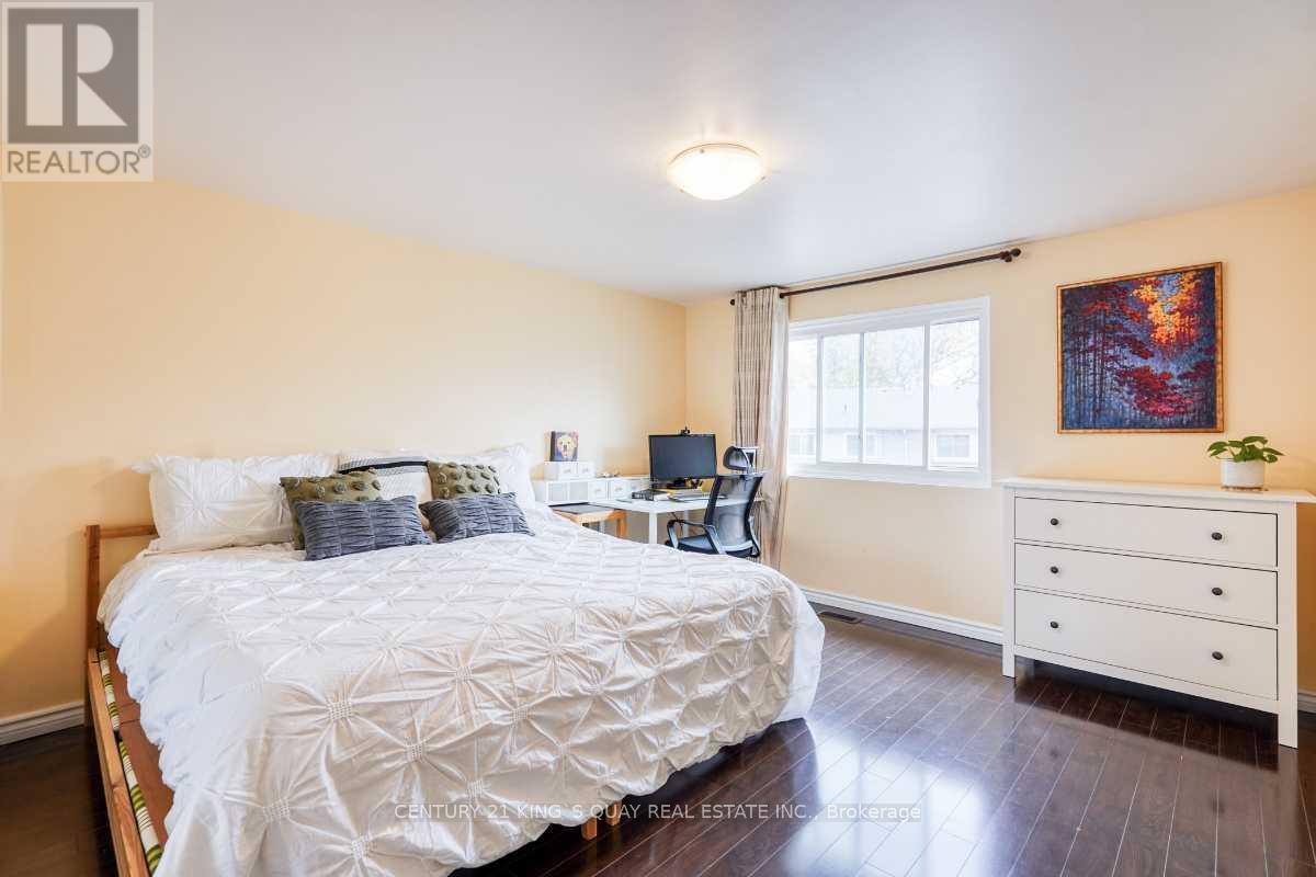 20 - 42 Knightsbridge Way, Markham, Ontario  L3P 3W5 - Photo 18 - N12504546