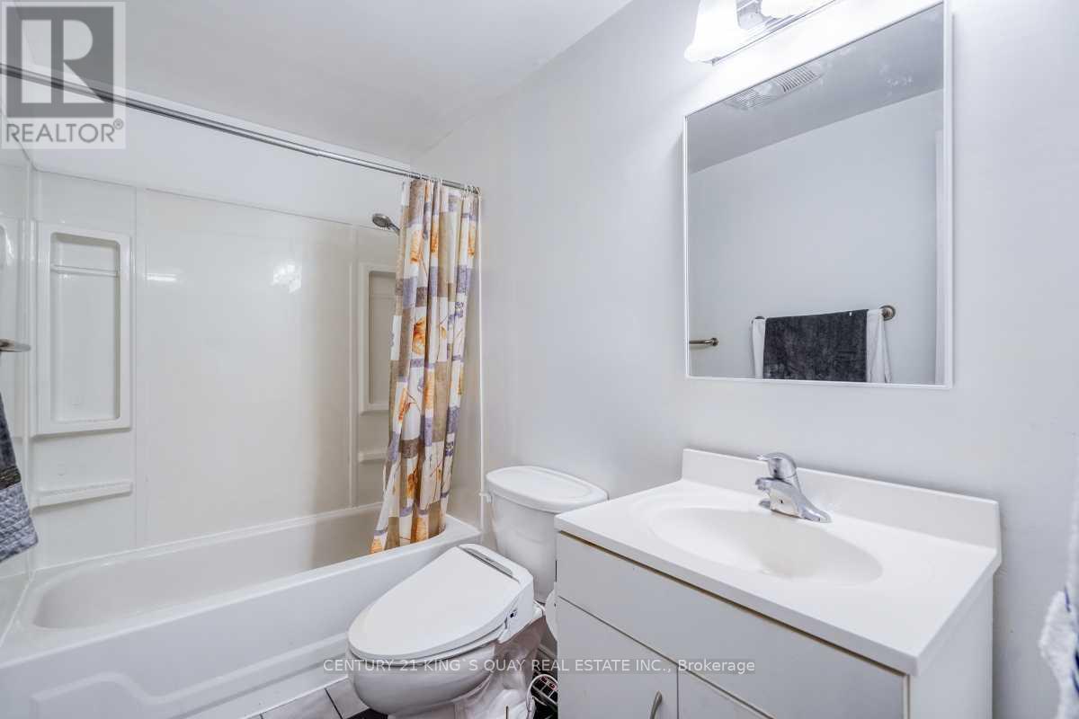 20 - 42 Knightsbridge Way, Markham, Ontario  L3P 3W5 - Photo 27 - N12504546