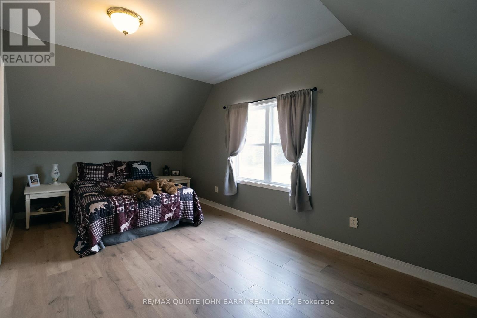 17 James Street, Quinte West, Ontario  K8V 2W8 - Photo 24 - X12504770