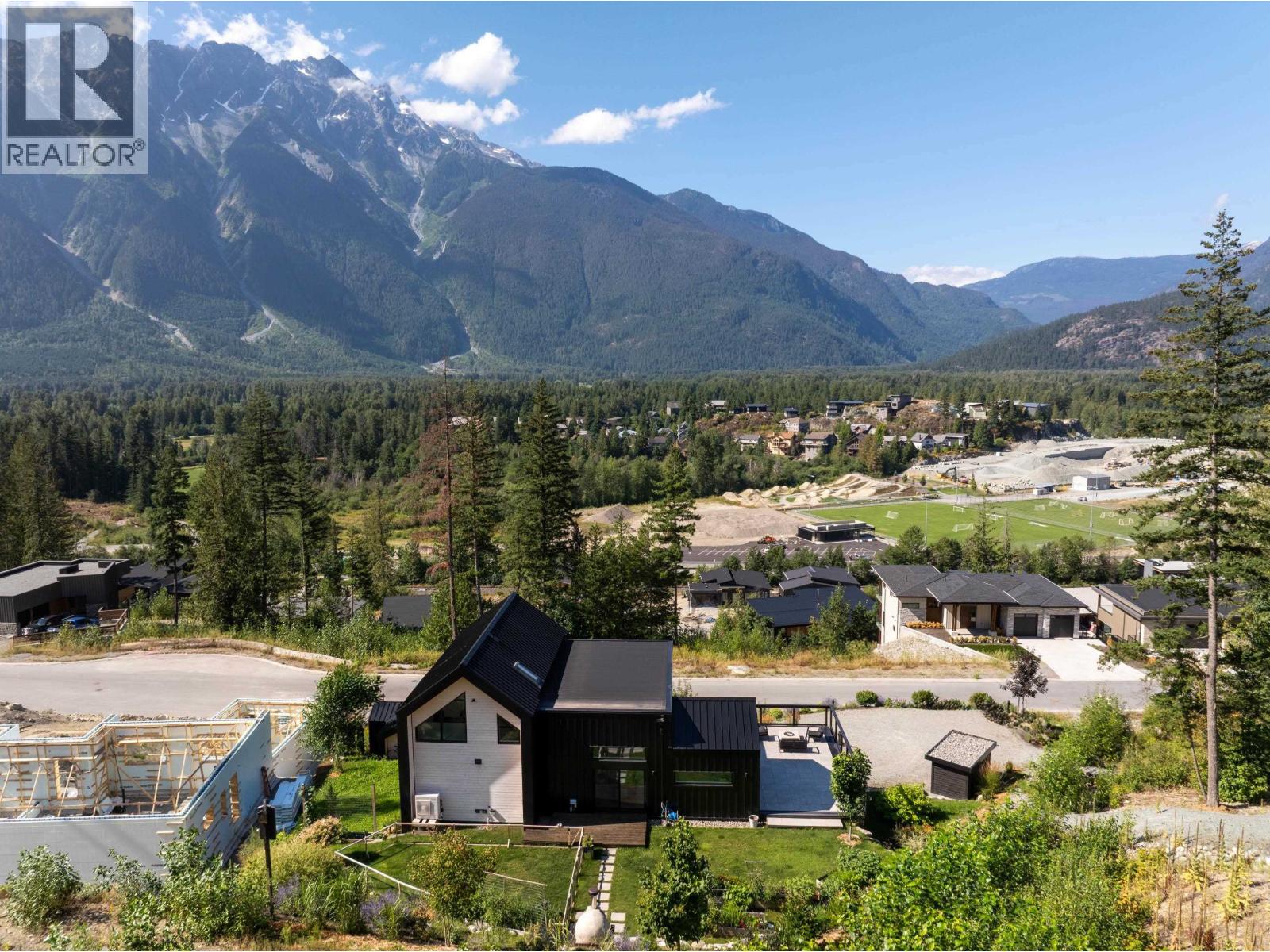 7676 Cerulean Drive, Pemberton, British Columbia  V0N 2L3 - Photo 40 - R3036866