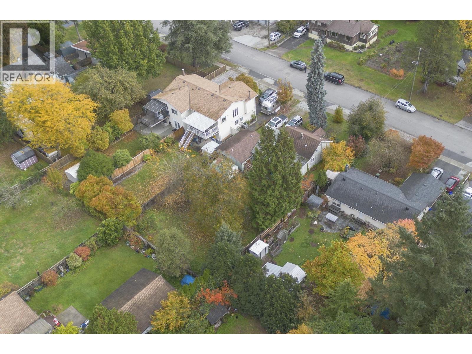 988 Irvine Street, Coquitlam, British Columbia  V3C 3L9 - Photo 8 - R3064039