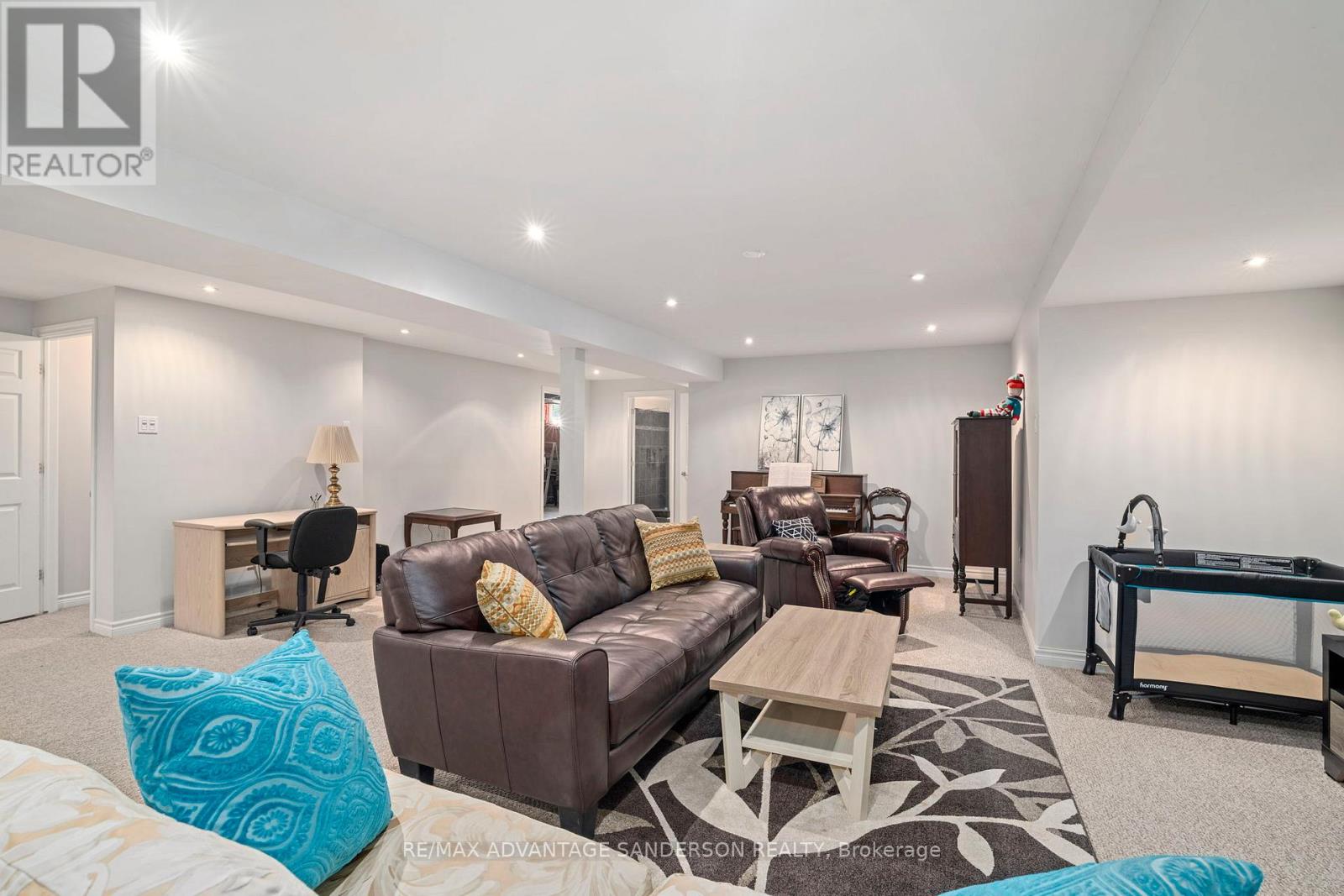 902 Adirondack Road, London South, Ontario  N6K 4W7 - Photo 20 - X12504678