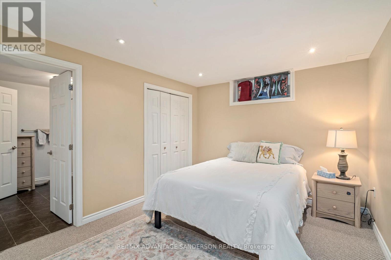 902 Adirondack Road, London South, Ontario  N6K 4W7 - Photo 21 - X12504678