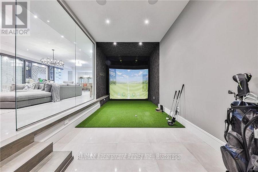 2250 Chancery Lane W, Oakville, Ontario  L6J 6A3 - Photo 40 - W12461399