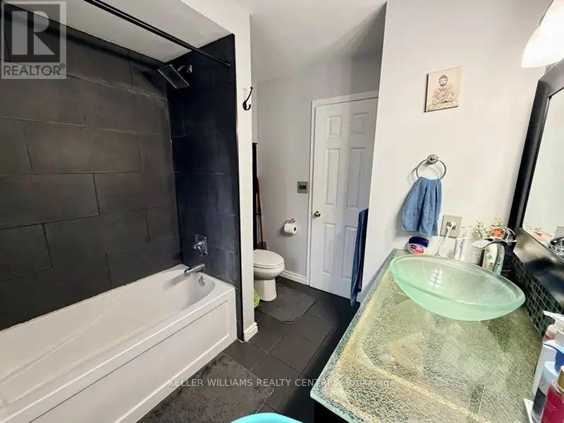 28 Churchland Drive, Barrie (Holly), Ontario  L4N 8P9 - Photo 22 - S12504462