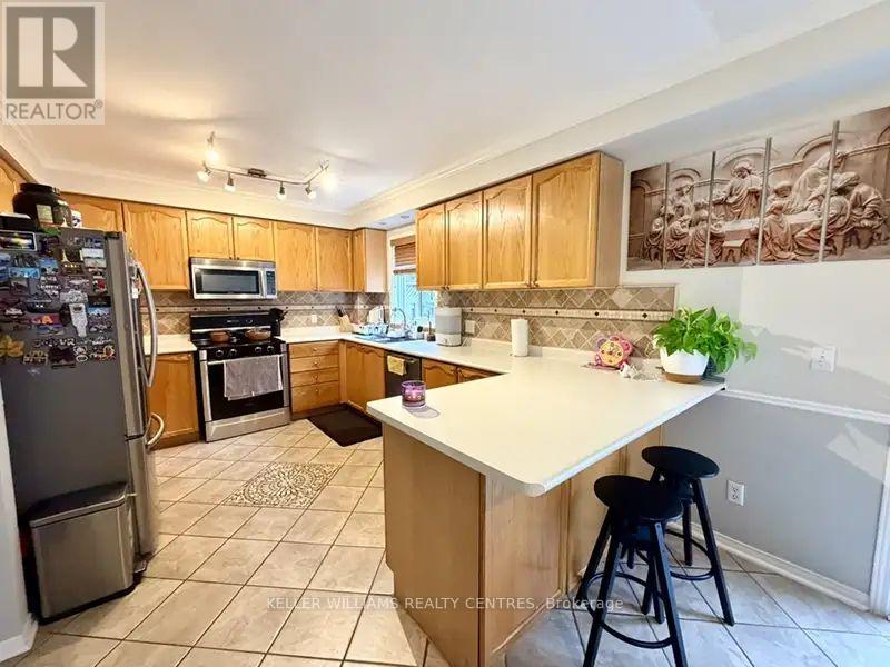 28 Churchland Drive, Barrie (Holly), Ontario  L4N 8P9 - Photo 8 - S12504462