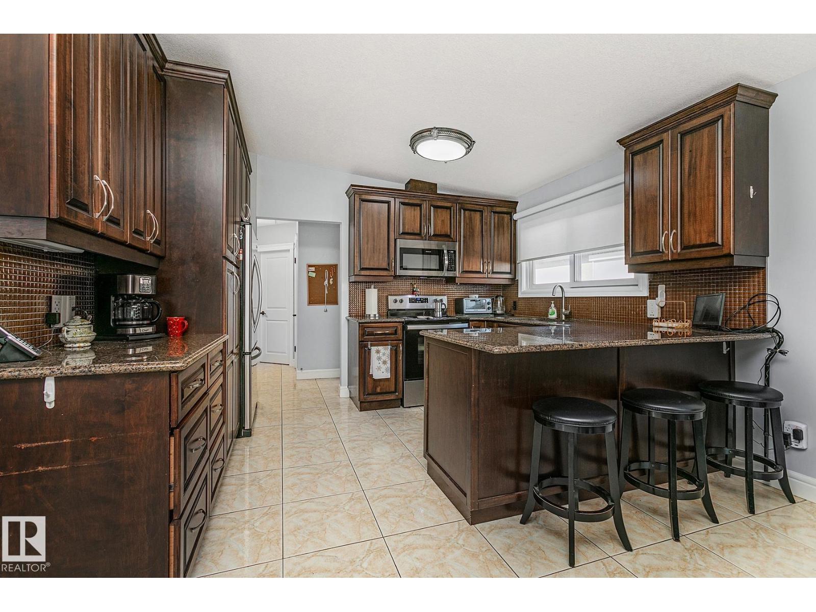 13016 79 St Nw, Edmonton, Alberta  T5C 1T3 - Photo 11 - E4464571