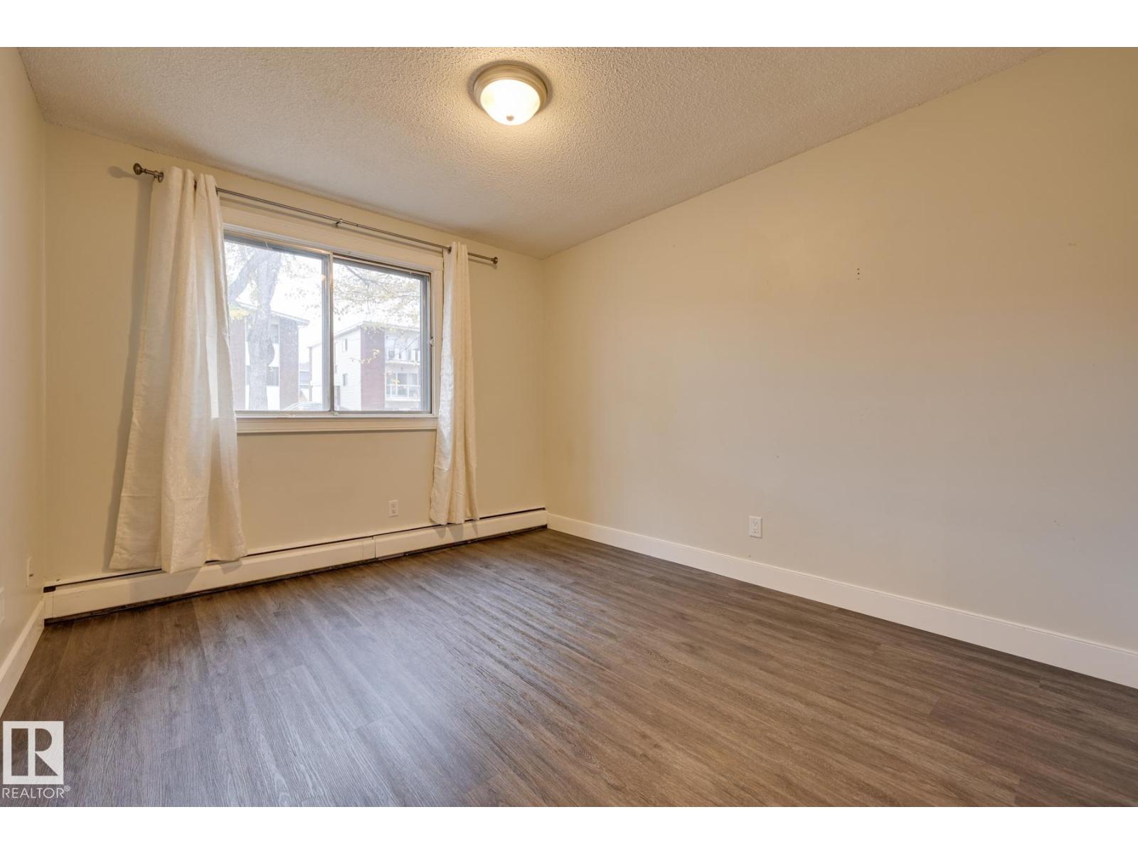 #105 10621 79 Av Nw, Edmonton, Alberta  T6E 1S2 - Photo 15 - E4464572