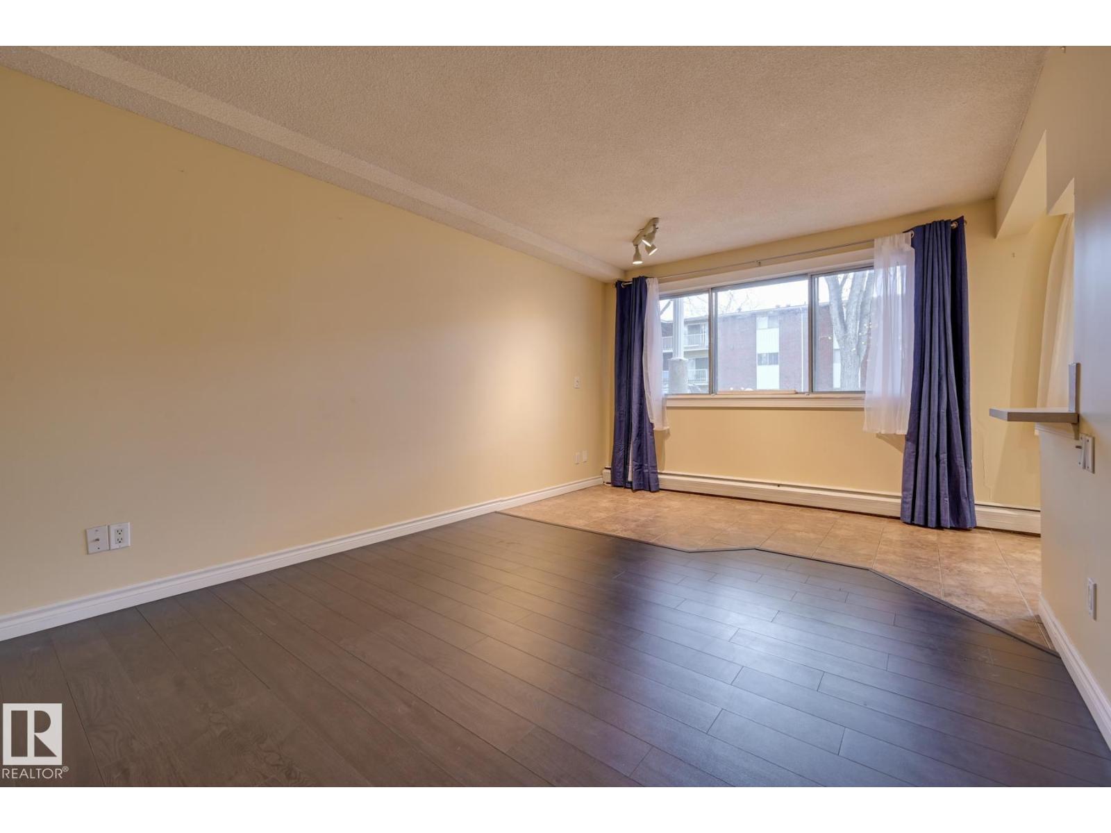 #105 10621 79 Av Nw, Edmonton, Alberta  T6E 1S2 - Photo 2 - E4464572