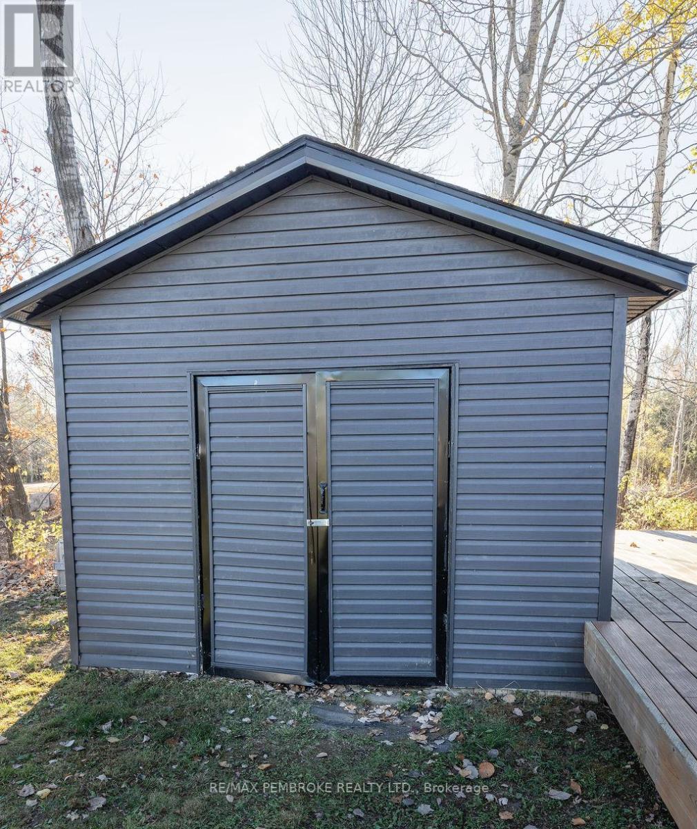 106 Pinehurst Estates, Petawawa, Ontario  K8H 2H2 - Photo 6 - X12504588