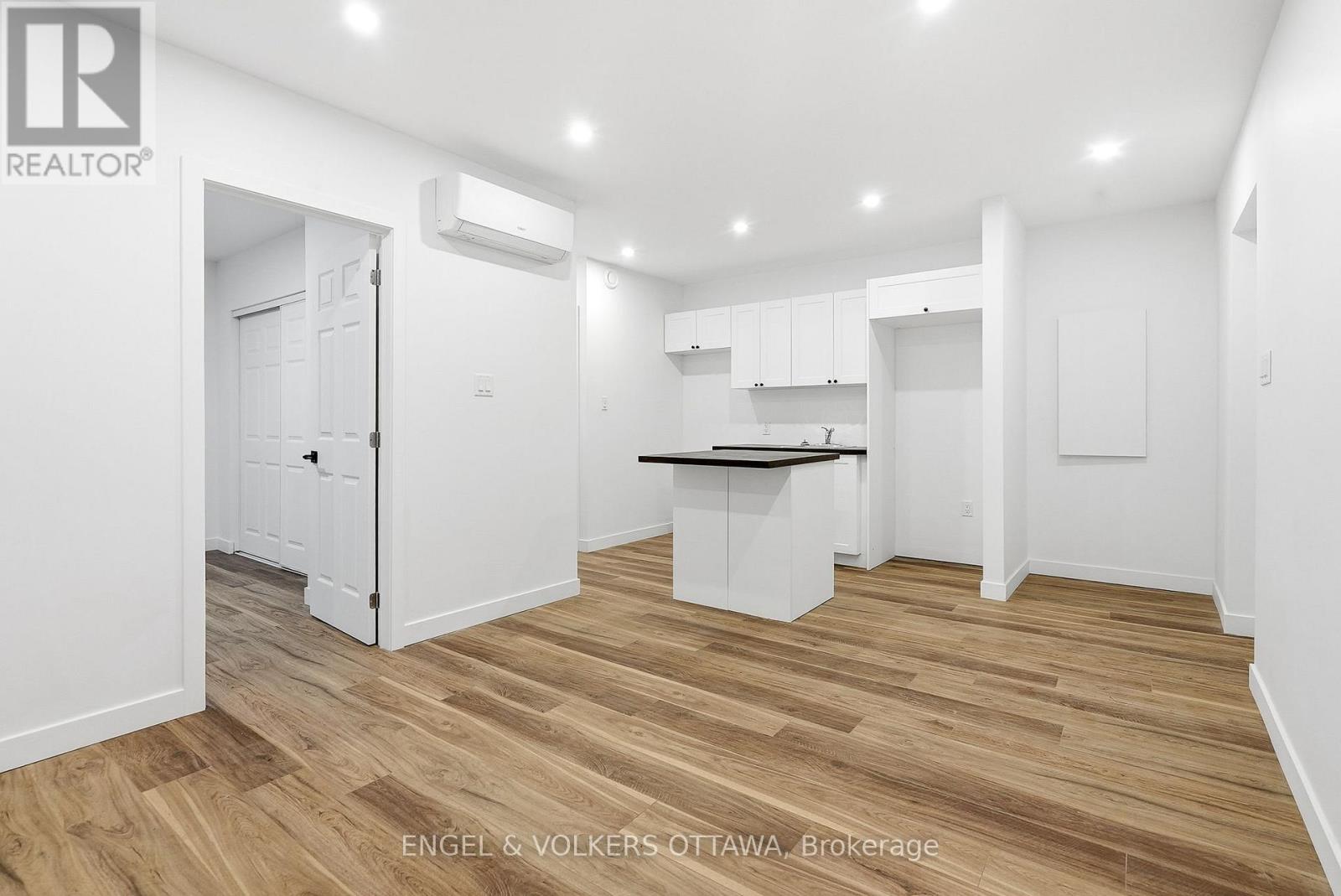 D - 322 Frontenac Street, Ottawa, Ontario  K1L 6K7 - Photo 4 - X12504578