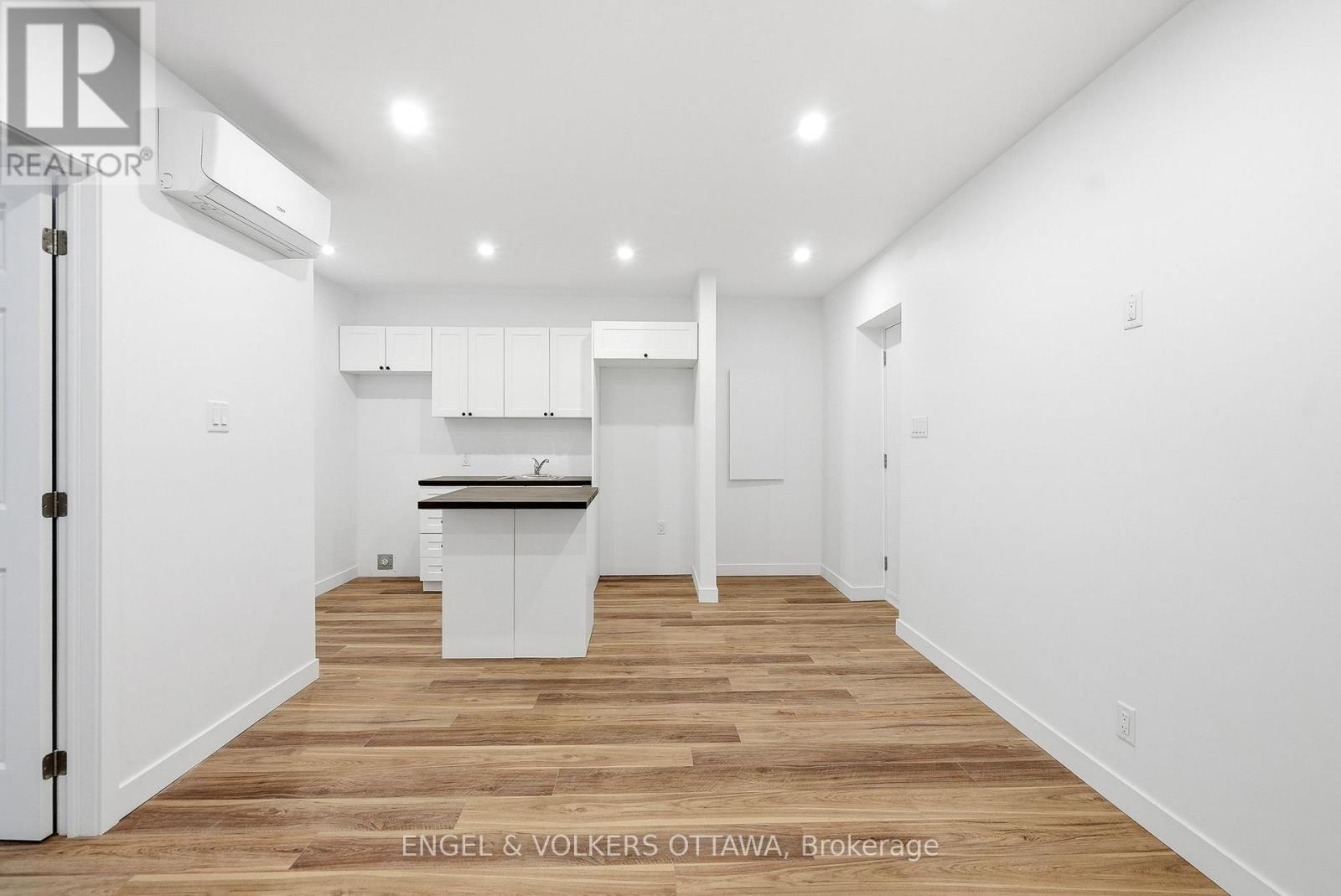 D - 322 Frontenac Street, Ottawa, Ontario  K1L 6K7 - Photo 5 - X12504578