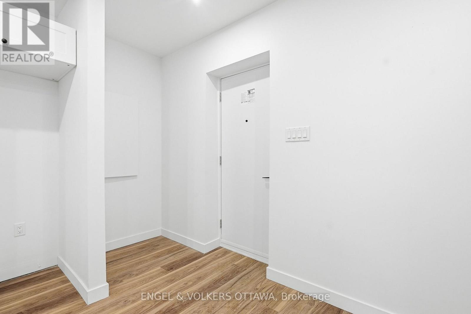 D - 324 Frontenac Street, Ottawa, Ontario  K1L 6K7 - Photo 3 - X12504586