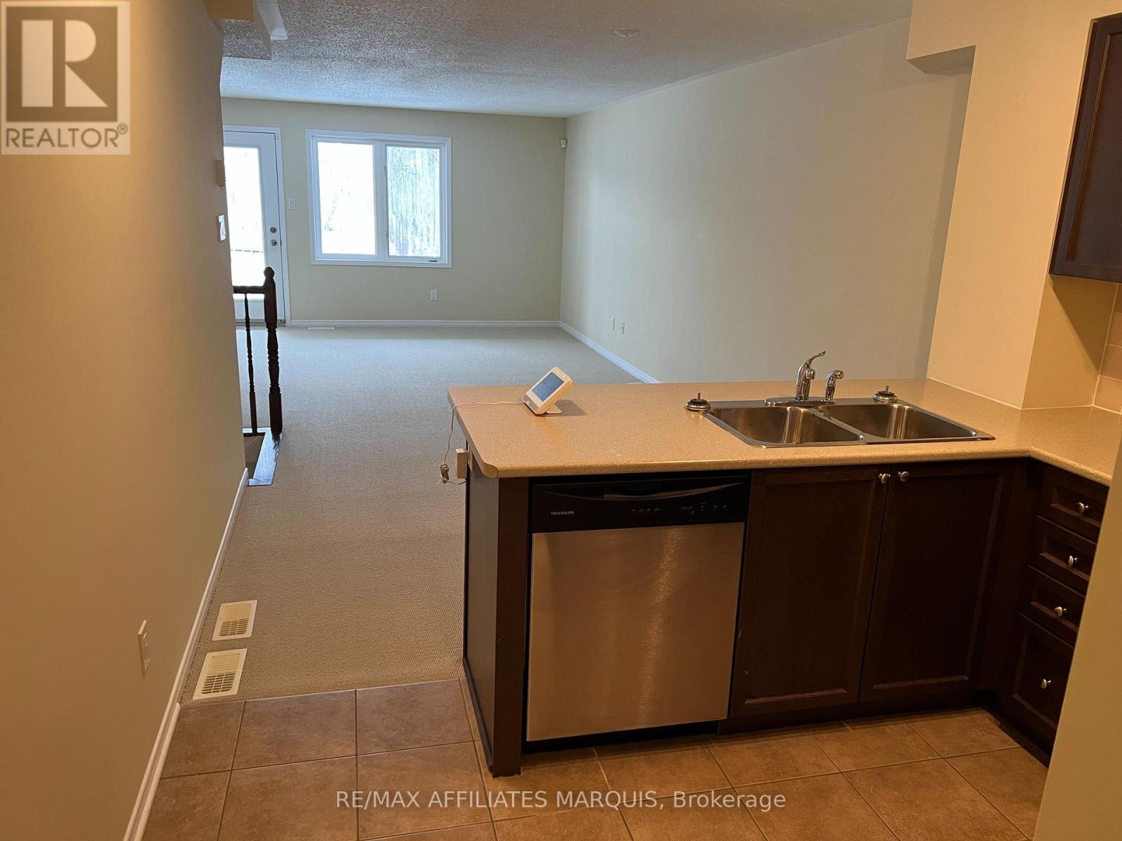 280 Fir Lane, North Grenville, Ontario  K0G 1J0 - Photo 5 - X12504720