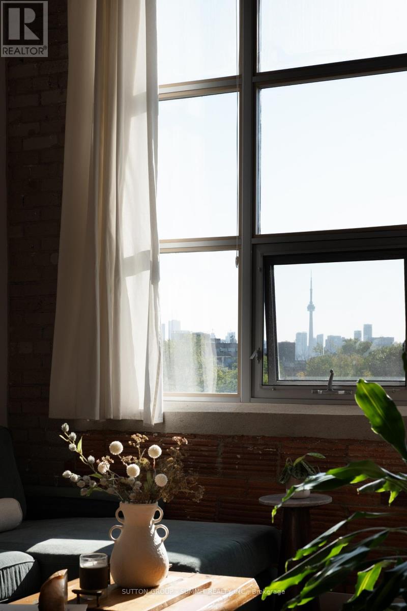 Ph5 - 2154 Dundas Street W, Toronto, Ontario  M6R 1X3 - Photo 5 - W12440219