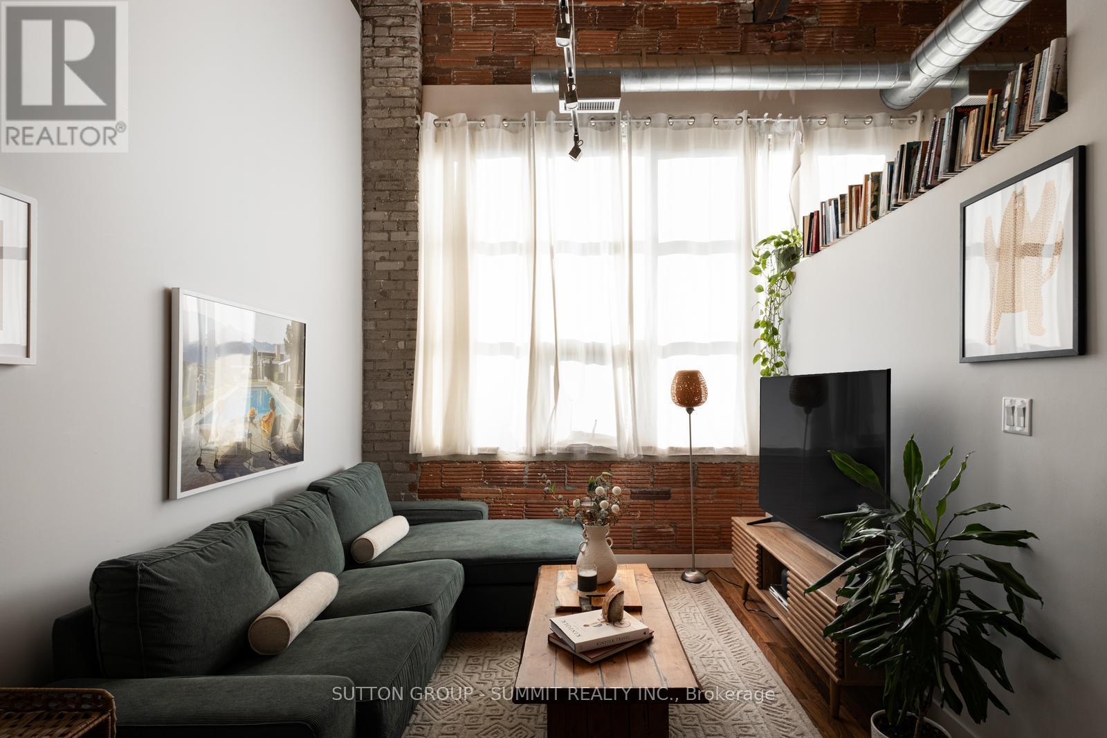 Ph5 - 2154 Dundas Street W, Toronto, Ontario  M6R 1X3 - Photo 6 - W12440219