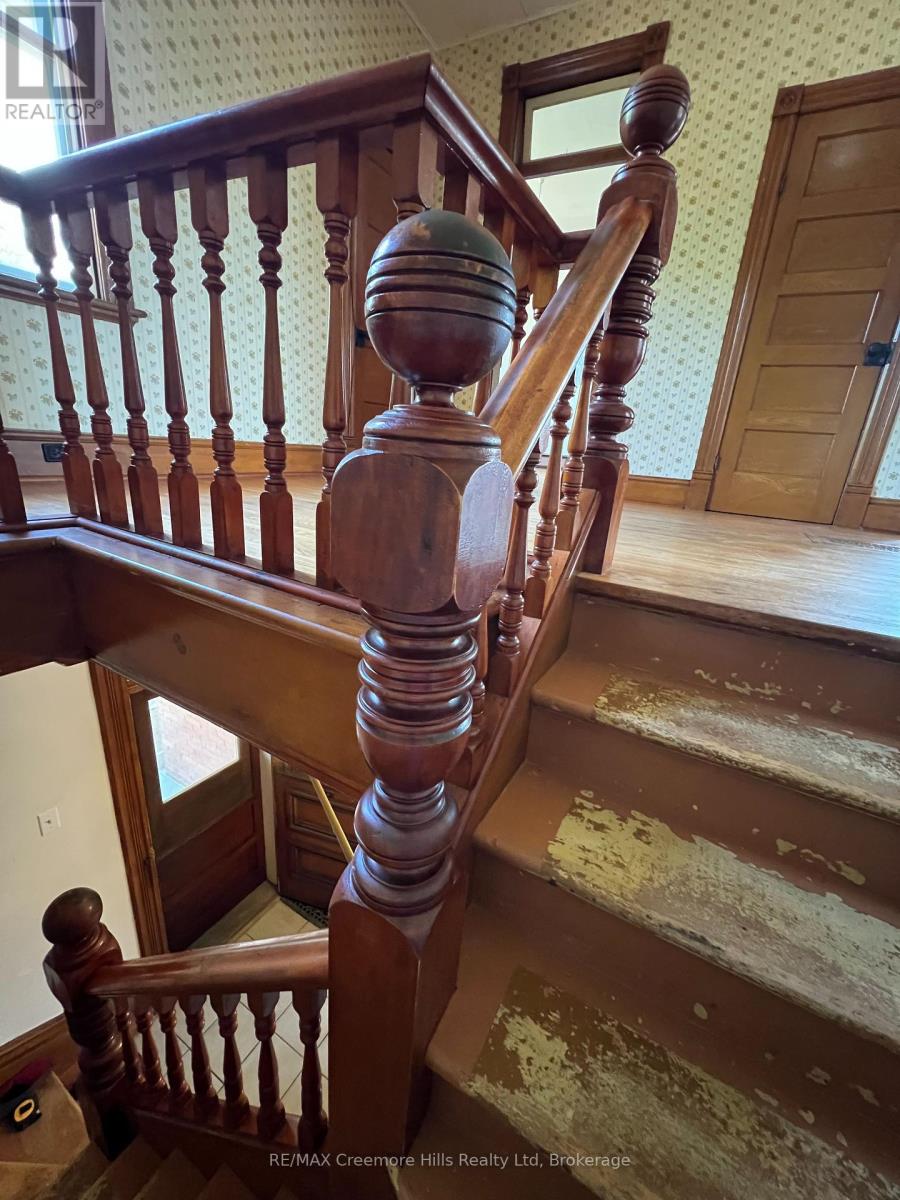 3 Wellington Street E, Clearview, Ontario  L0M 1G0 - Photo 20 - S12340820