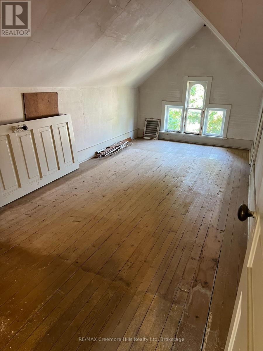 3 Wellington Street E, Clearview, Ontario  L0M 1G0 - Photo 27 - S12340820