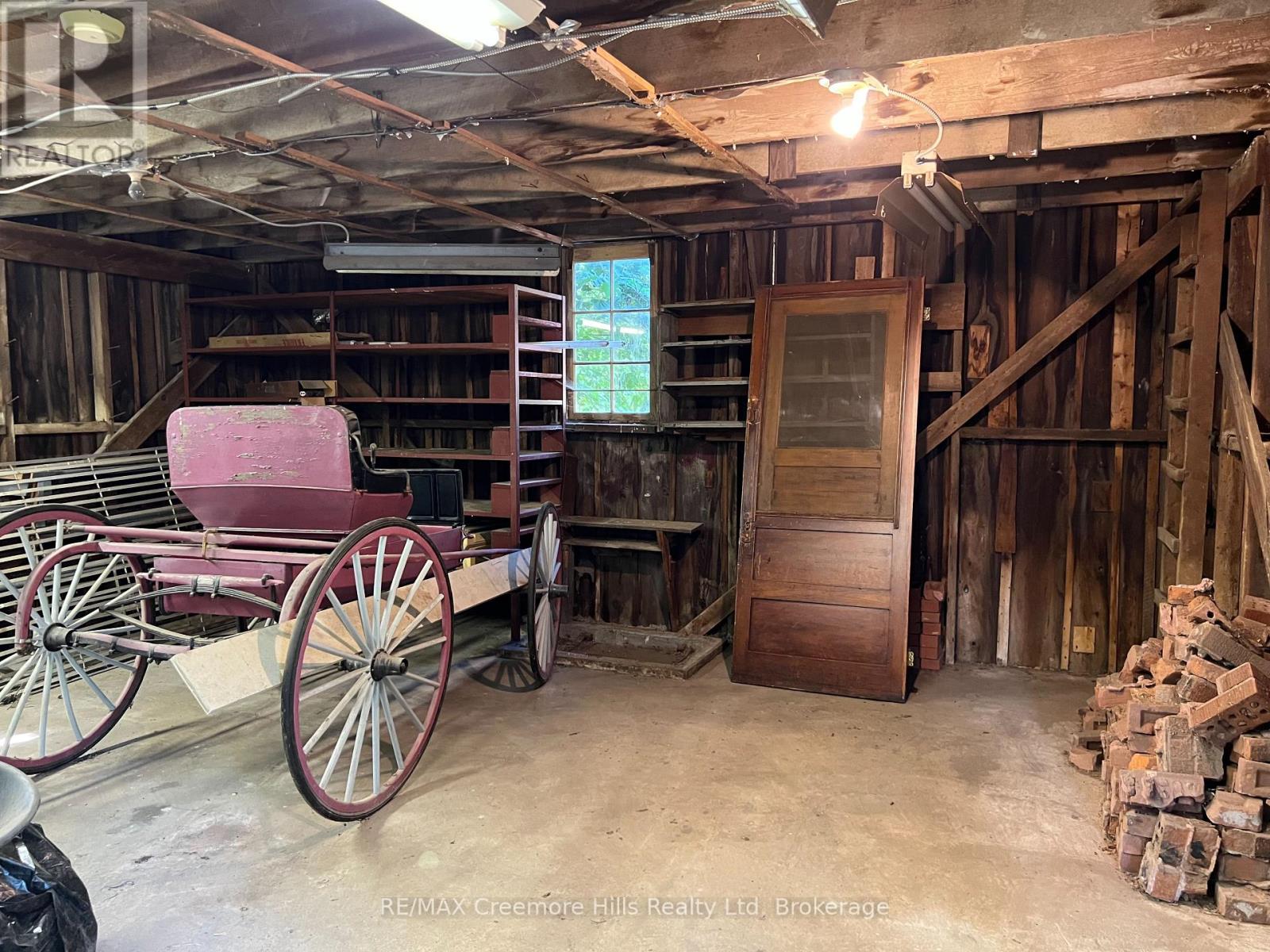 3 Wellington Street E, Clearview, Ontario  L0M 1G0 - Photo 35 - S12340820