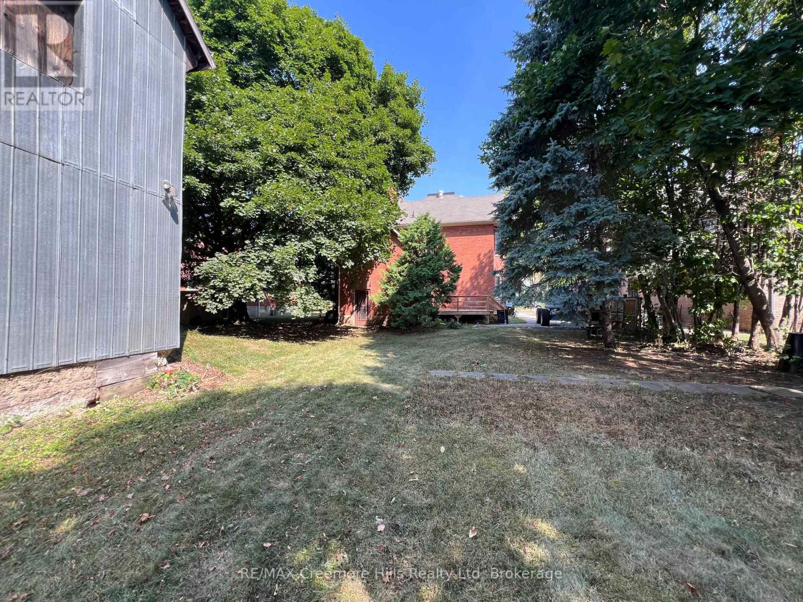 3 Wellington Street E, Clearview, Ontario  L0M 1G0 - Photo 34 - S12340820