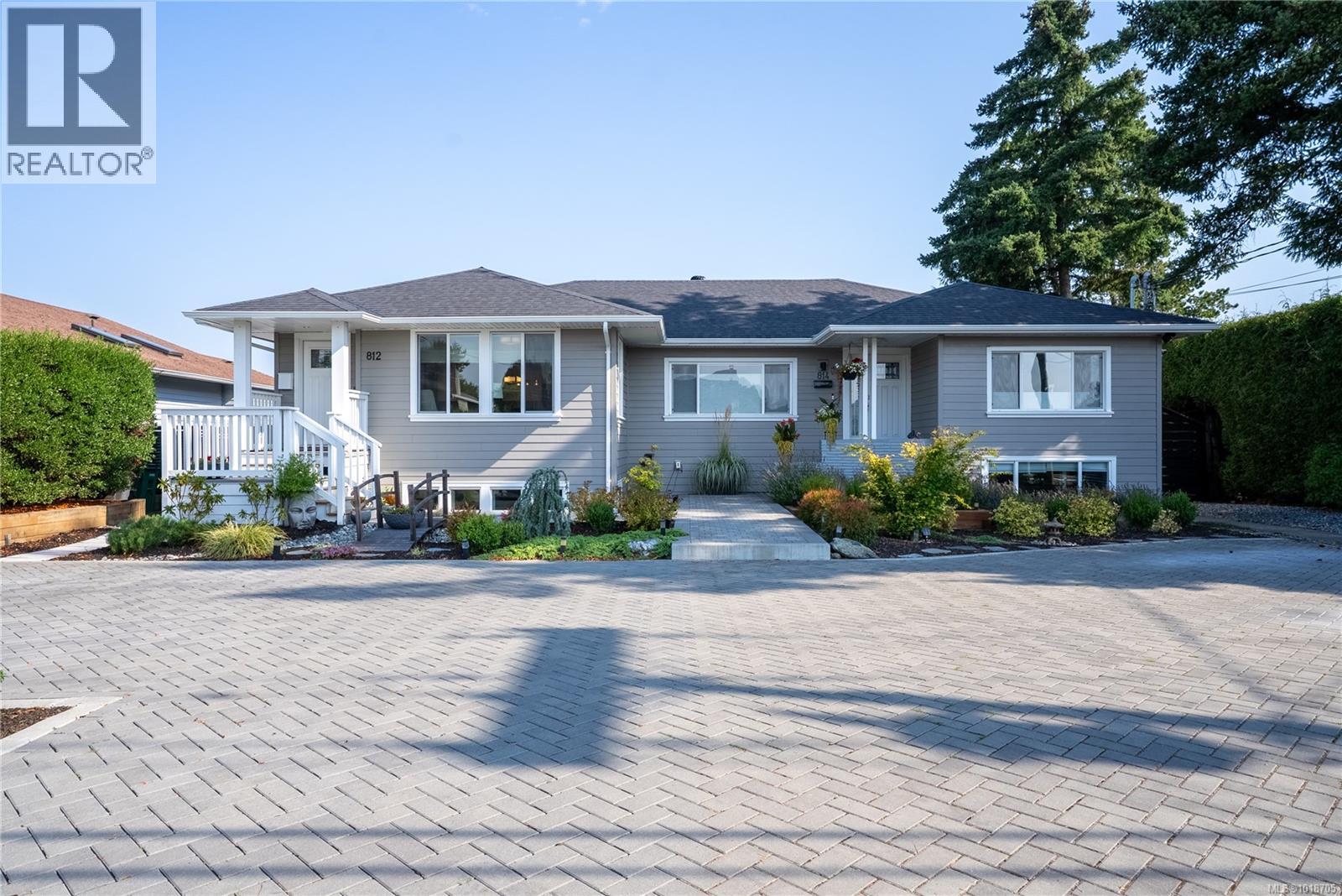 812 Mann Ave, Saanich, British Columbia  V8Z 3C4 - Photo 32 - 1018705