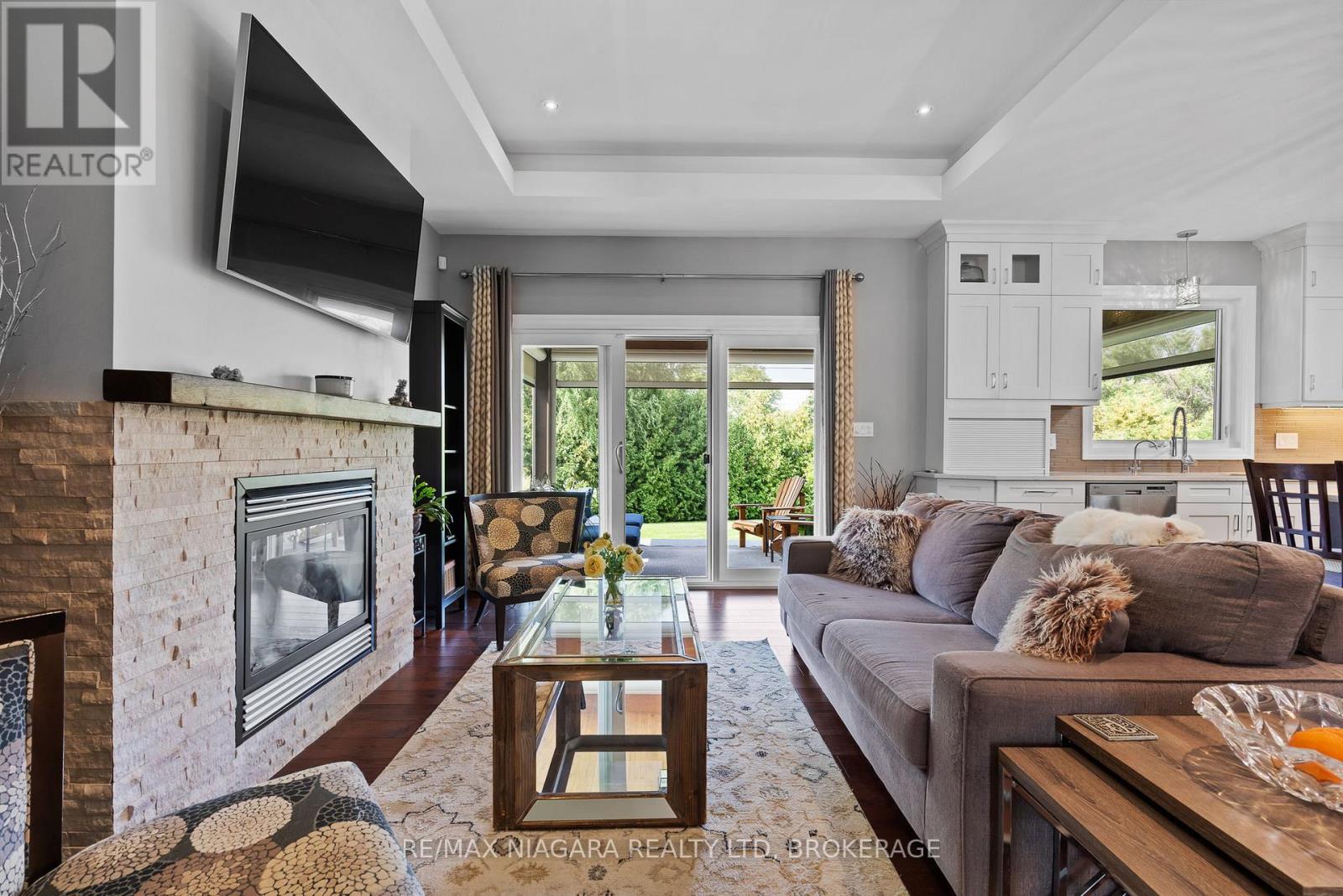 7 Parklane Crescent, St. Catharines (Glendale/glenridge), Ontario  L2T 3T9 - Photo 10 - X12504768