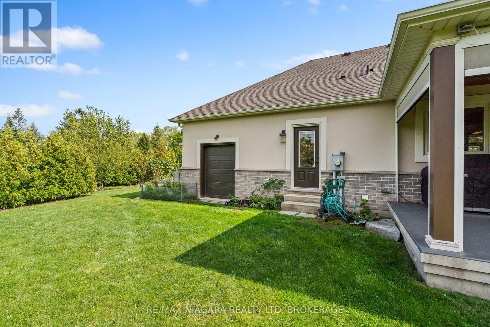 7 Parklane Crescent, St. Catharines (Glendale/glenridge), Ontario  L2T 3T9 - Photo 41 - X12504768