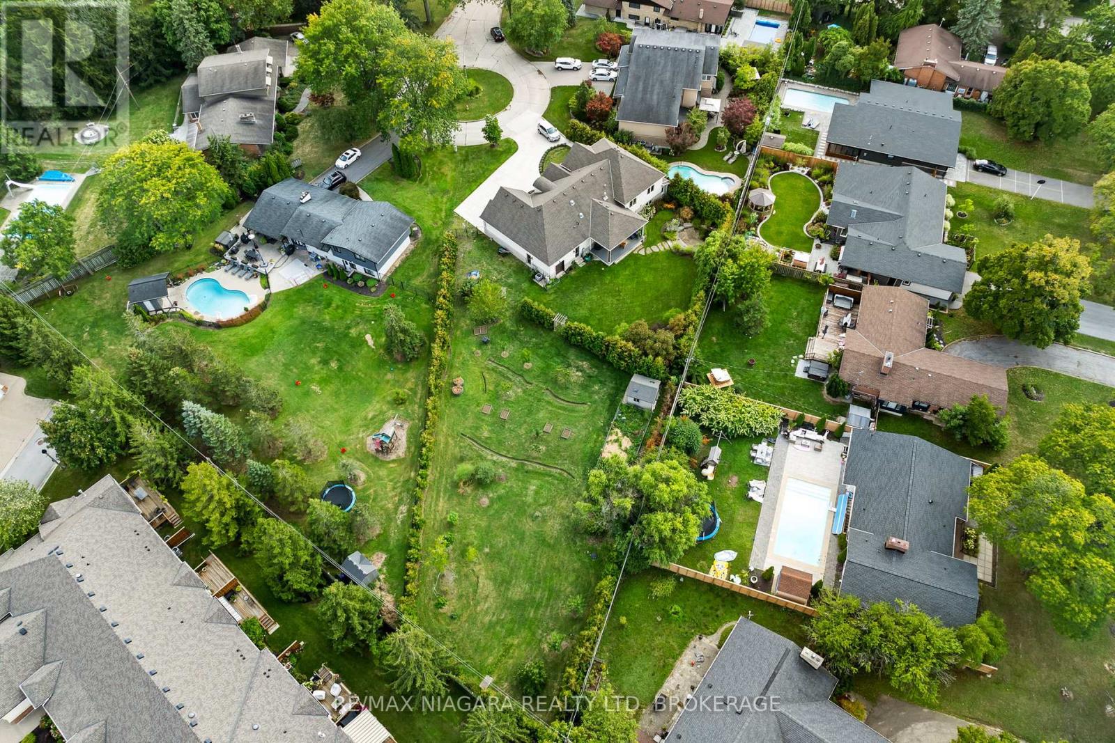 7 Parklane Crescent, St. Catharines (Glendale/glenridge), Ontario  L2T 3T9 - Photo 48 - X12504768