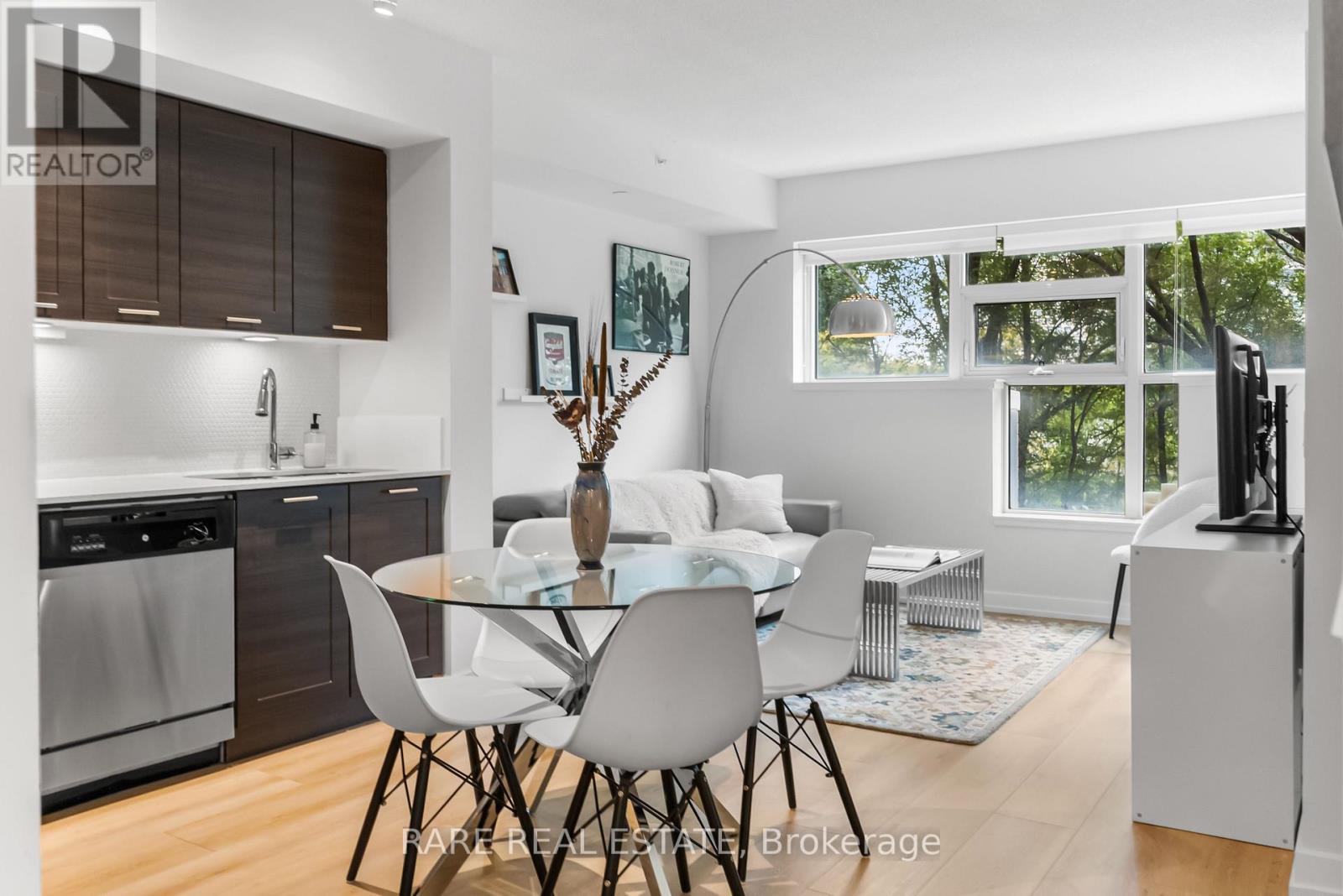 301 - 2220 Lake Shore Boulevard W, Toronto, Ontario  M8V 0C1 - Photo 9 - W12504440