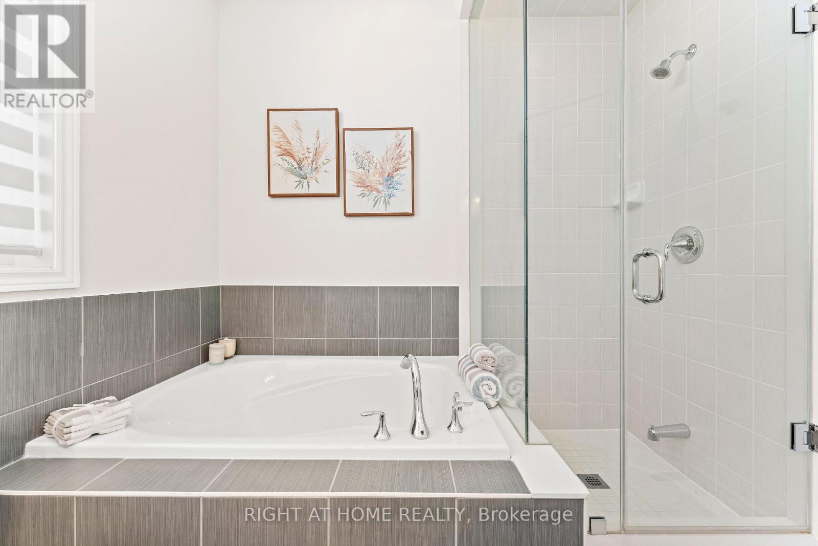 141 Morningside Drive, Halton Hills, Ontario  L7G 0M3 - Photo 15 - W12504496