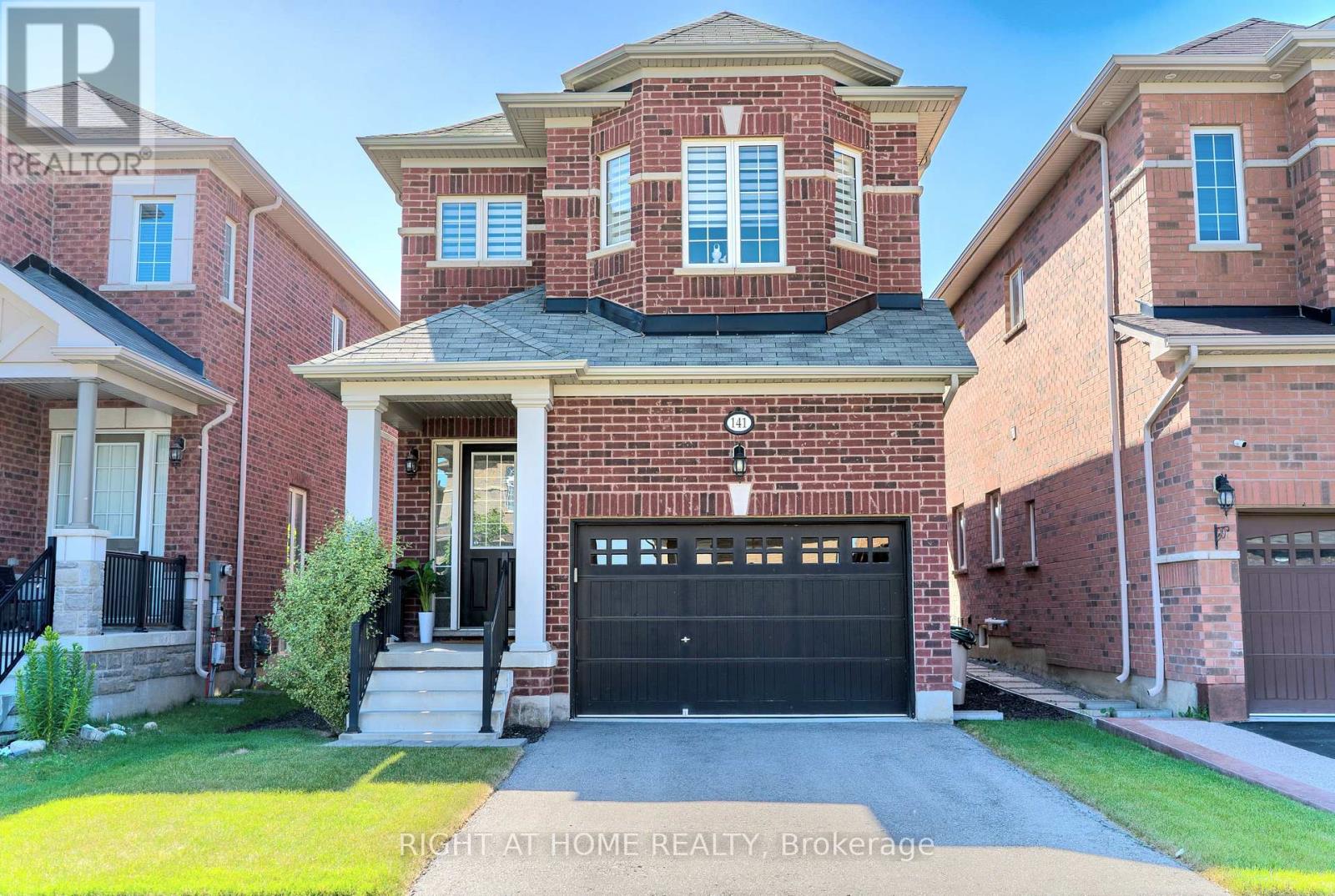 141 Morningside Drive, Halton Hills, Ontario  L7G 0M3 - Photo 2 - W12504496