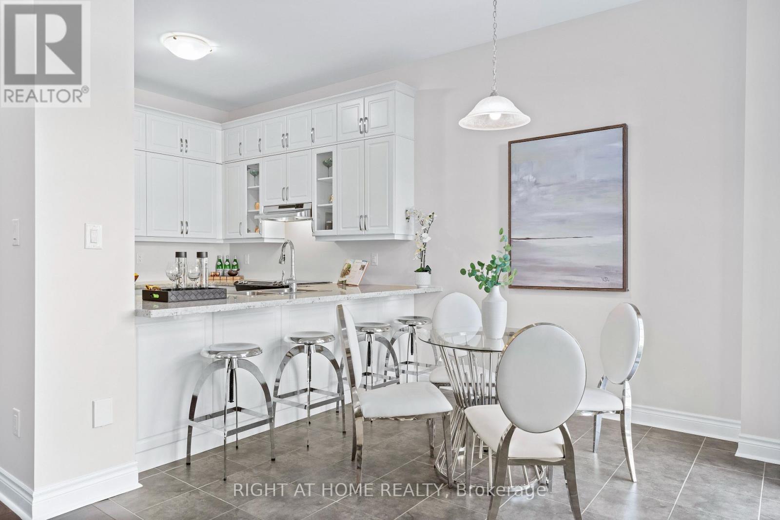 141 Morningside Drive, Halton Hills, Ontario  L7G 0M3 - Photo 7 - W12504496