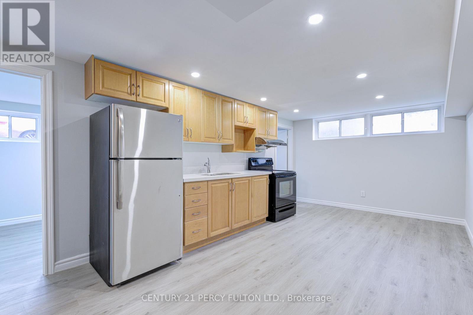 7146 Harwick Drive, Mississauga, Ontario  L4T 3A4 - Photo 17 - W12504498